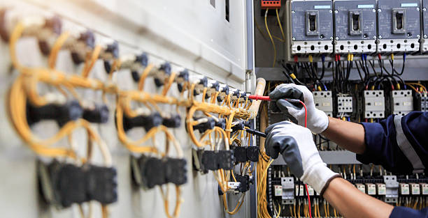 Professional Electrician technician working in Newton, AL